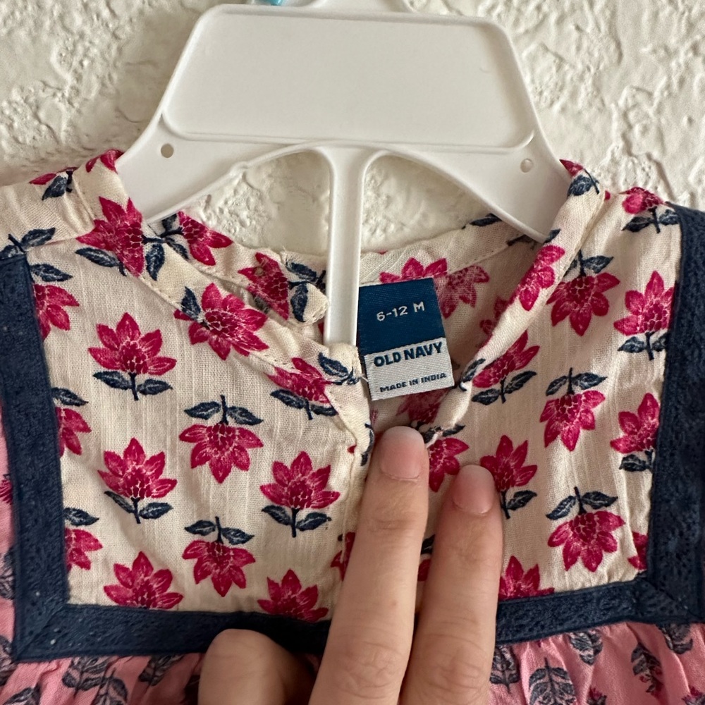 Old Navy Matching Set - Picture 6 of 6